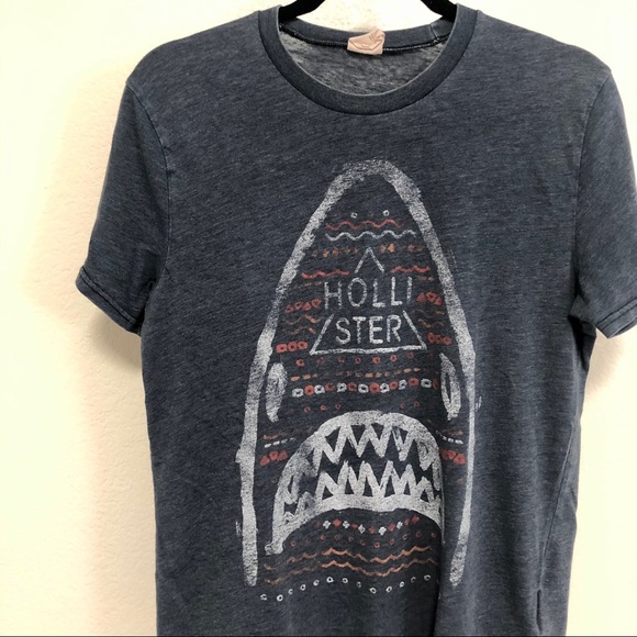 Hollister - t shirts - Picture 2 of 6